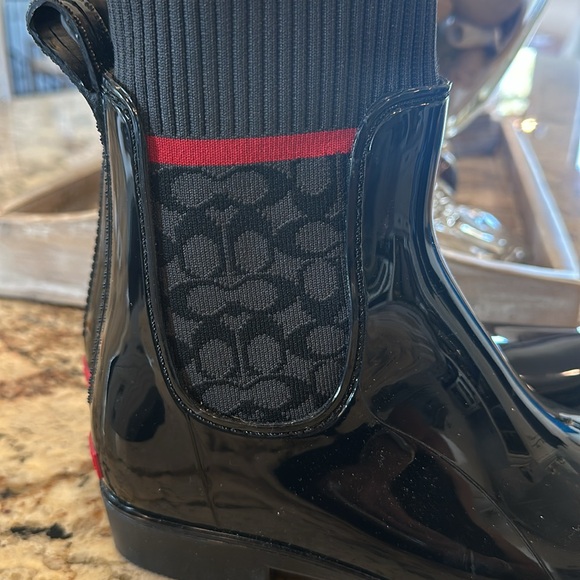 Brand New without Tags size 7 - Picture 8 of 9